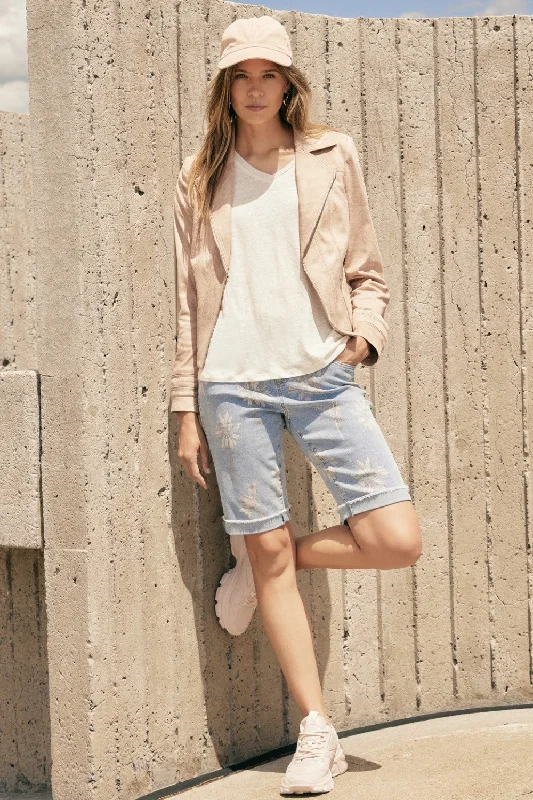 Shop the Weekend Away Charlie B. Bermuda Short C8048-564B-P405 Peony