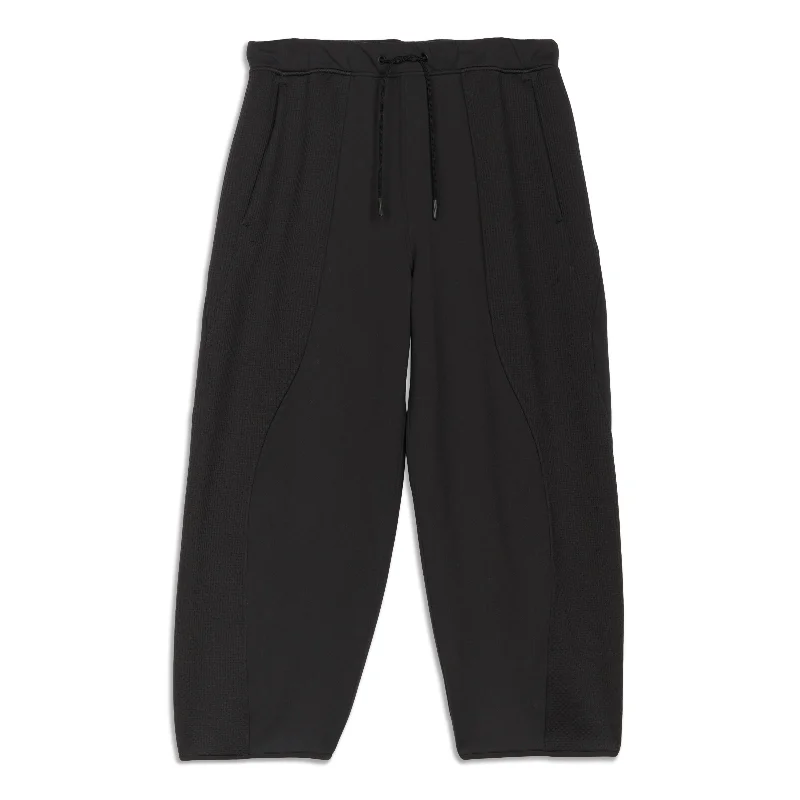 Weekend Offers That Thrill Mixed Fabric Relaxed-Fit Tapered High-Rise Pant - Resale