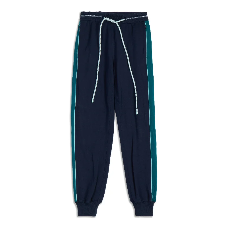 Weekend Discounts to Delight Face Forward Jogger - Resale