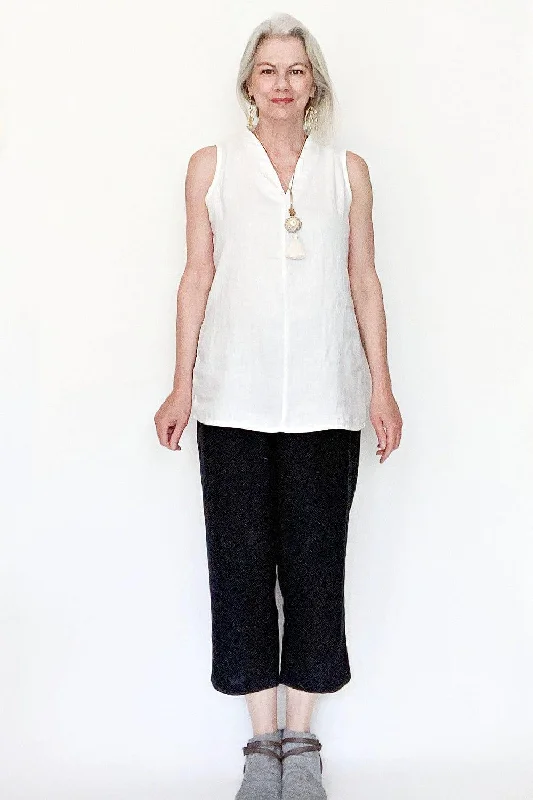 Midnight Madness Cropped Linen Black Pant