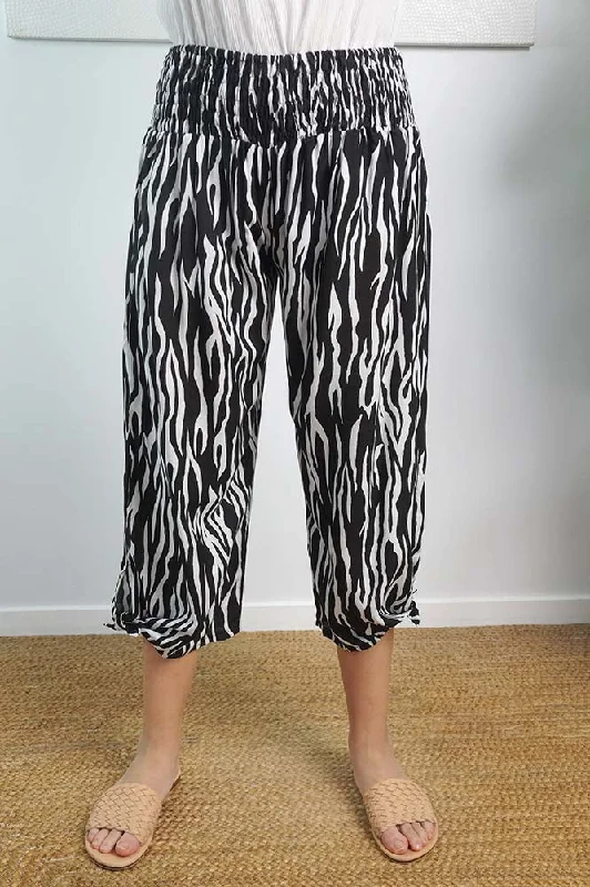 Take Advantage 3/4 Bazzar Pant "Zebra"