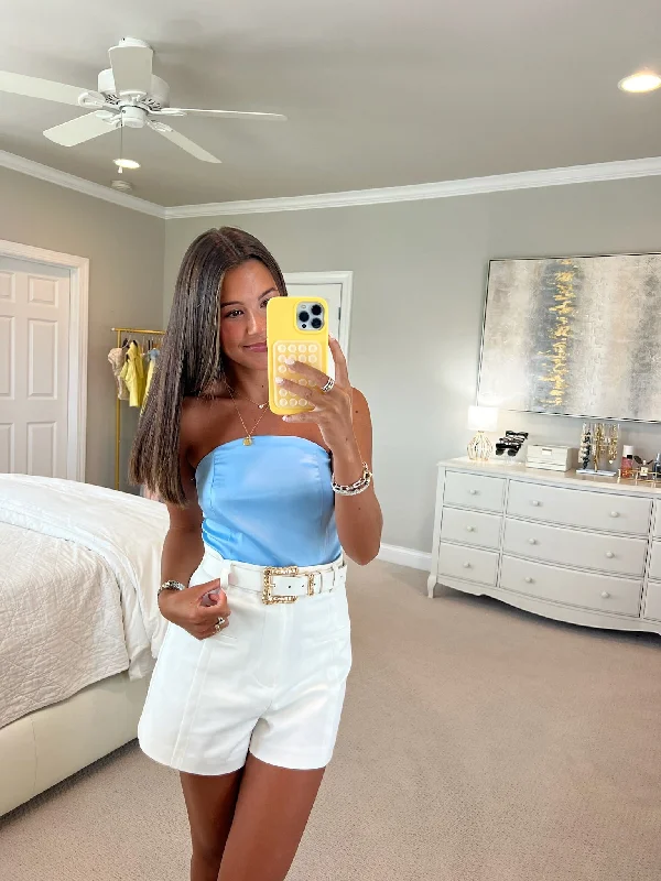 Weekend Bargains to Relish Yours Truly Shorts - White