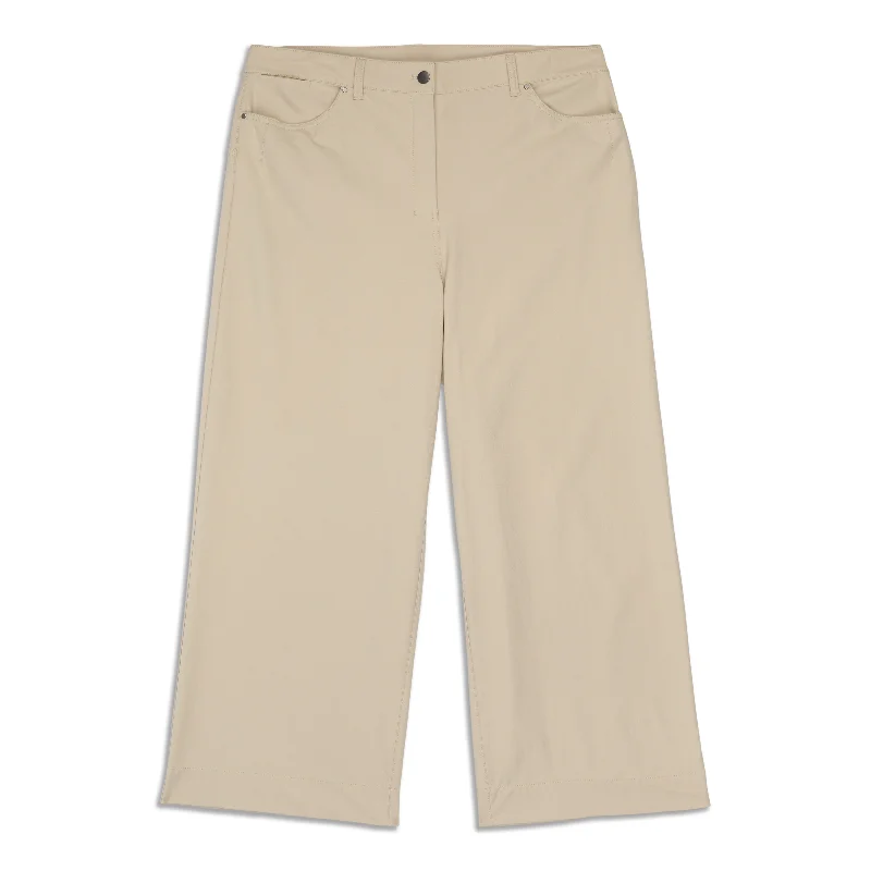 Weekend Special City Sleek 5 Pocket Wide-Leg High Rise 7/8 Length Pant - Resale
