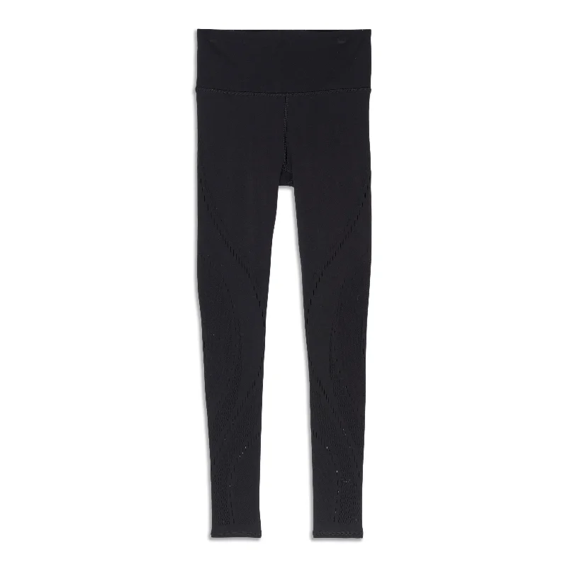 Weekend Specials to Snag Reveal Legging - Resale