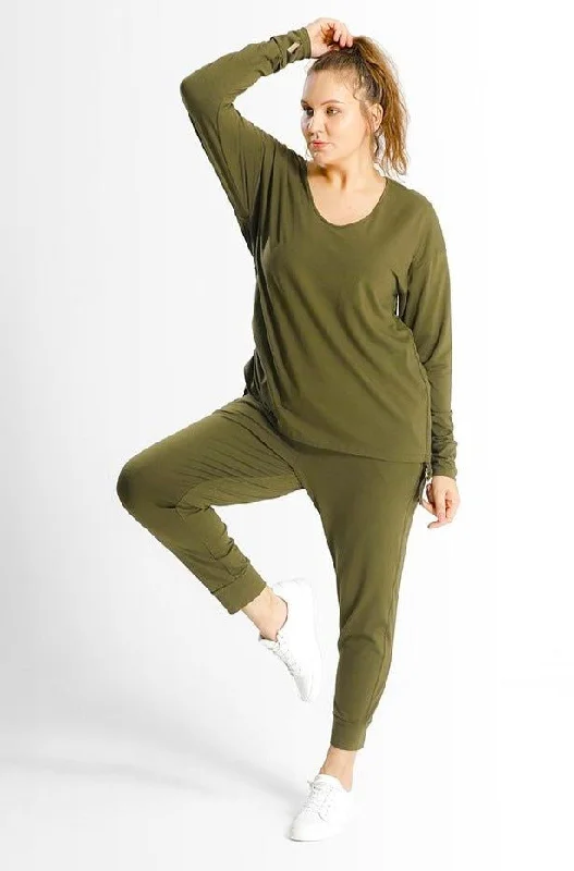 Weekend Deals That Sizzle JL Jogger // Army Green