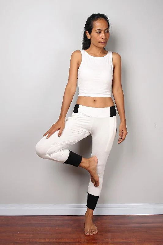 Today Only Off white pants / off white yoga pants / semi long white pants : Urban Chic Collection no 39 Today Only Off white pants / off white yoga pants / semi long white pants : Urban Chic Collection no 39