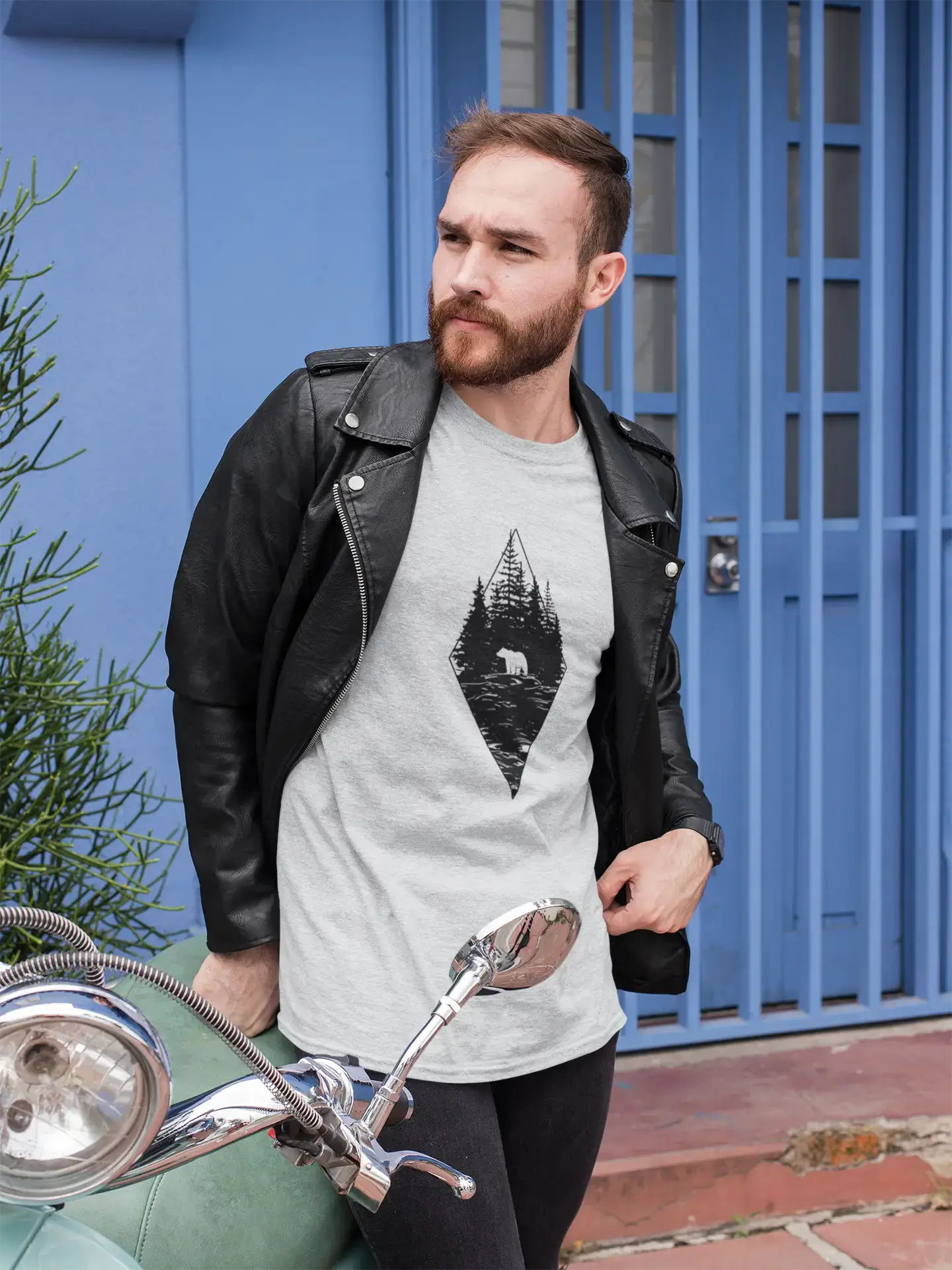 Sale Alert ULTRABASIC - Graphic Printed Men's Forest Bear T-Shirt Burgundy