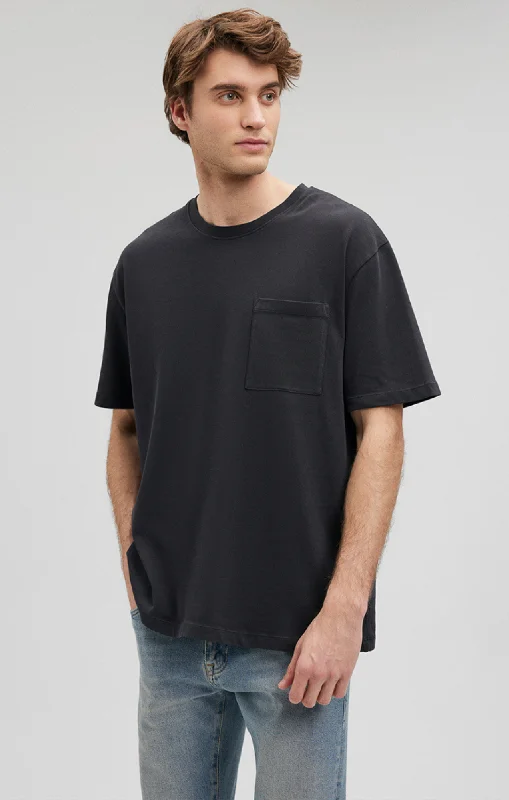 Crazy Deals POCKET T-SHIRT IN PIRATE BLACK